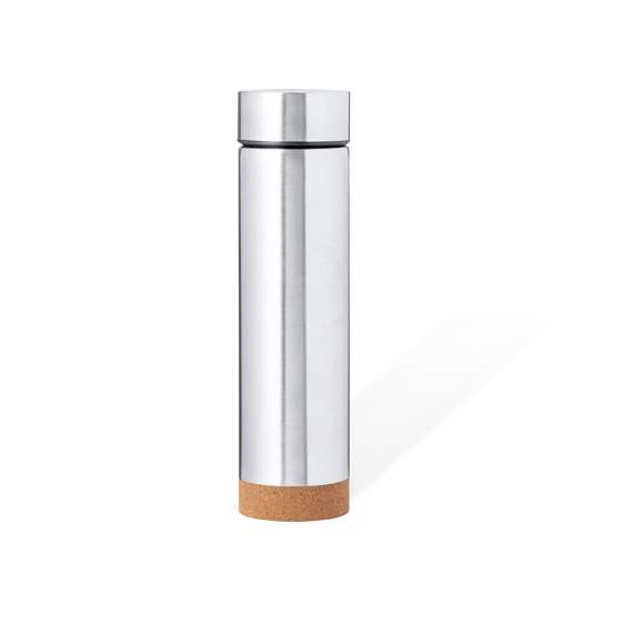 Termo en acero inox de 470 ml de capacidad con base de corcho. Con doble pared para mejor y más duradera conservación de la temperatura. Infusor incluido y sistema de apertura fácil a rosca. Disponible en variada gama de colores y presentado en atractiva caja de diseño kraft.Elaborado con elementos vegetales para así fomentar la utilización de materias primas naturales y reducir las emisiones contaminantes.