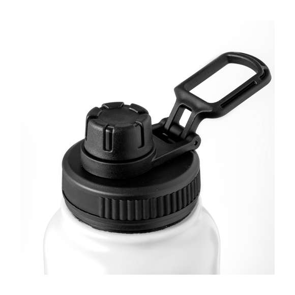 Bidón térmico de doble capa con 1L de capacidad en acero inox. Tapón de rosca de color negro con dosificador y asa de transporte. Además, en la base tiene un compartimento de rosca para guardar pequeños objetos. Disponible en elegantes colores. Presentado en caja de diseño kraft.