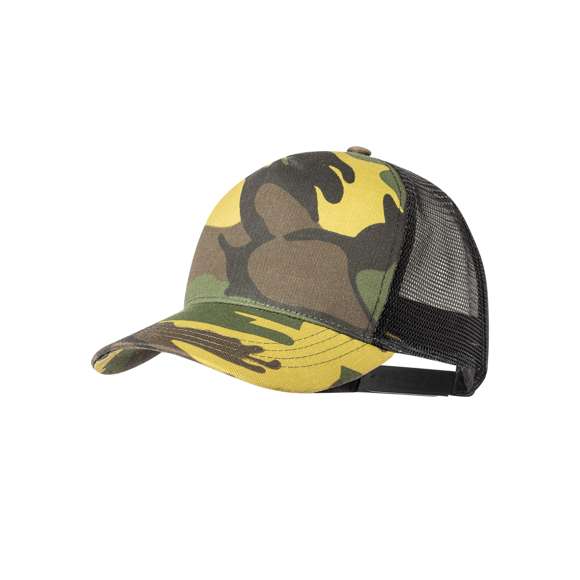Gorra de 5 paneles en poliéster RPET con rejilla y cierre ajustable de plástico con diseño de camuflaje o verde militar. Etiqueta distintiva de RPET. El material RPET se elabora a partir de plástico reciclado, para así fomentar la reutilización de residuos plásticos y ayudar a la sostenibilidad del planeta.