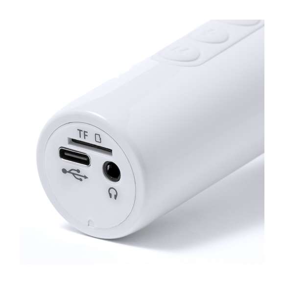 Descubre la libertad de la música con el altavoz micrófono portátil, con conexión Bluetooth y fabricado en resistente ABS. Con espuma protectora gris y luces LED multicolor que añaden un toque vibrante, este dispositivo es perfecto para animar cualquier ocasión. Botones integrados en el mango para controlar fácilmente todas las funciones que ofrece, efectos de eco, multitud de conexiones y ranura para tarjetas Micro SD de hasta 32 GB. Potencia de sonido de 5W y batería recargable de 1.200 mAh, con cable Tipo C (incluido) que asegura horas de entretenimiento. Presentado en caja de diseño kraft, con manual de instrucciones en español e inglés.