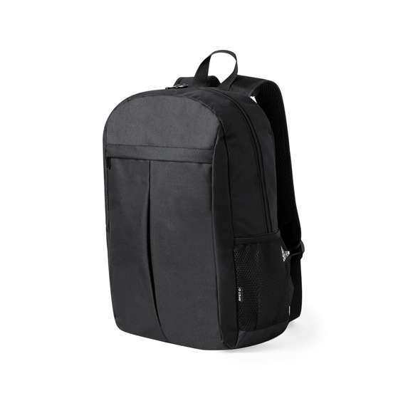 Mochila elaborada en resistente 600D RPET. Provista de cierre de cremallera de doble tirador y un práctico bolsillo frontal. Su interior cuenta con compartimentos acolchados diseñados para tablet de hasta 10 pulgadas y portátil de hasta 15 pulgadas. La espalda y las cintas de hombros están acolchadas y son ajustables, incorporando un tejido especial transpirable. Además, presenta una cinta superior y bolsillos laterales de rejilla. Logotipo RPET en etiqueta. Presentada en una bolsa individual reciclada. El material RPET se elabora a partir de plástico reciclado, para así fomentar la reutilización de residuos plásticos y ayudar a la sostenibilidad del planeta.