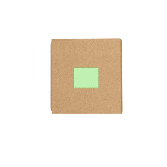 Portanotas fabricado en cartón reciclado. Práctico cubo desplegable con 320 hojas de 7,5x7,5 cm y 125 mininotas adhesivas de 1,5x5cm en variados colores, con práctico hueco para usar como lapicero. El cartón reciclado proviene del reaprovechamiento de excedente de fabricaciones y reciclaje de papel en el final de su vida útil, convirtiéndose en un lienzo ecológico y sostenible.
