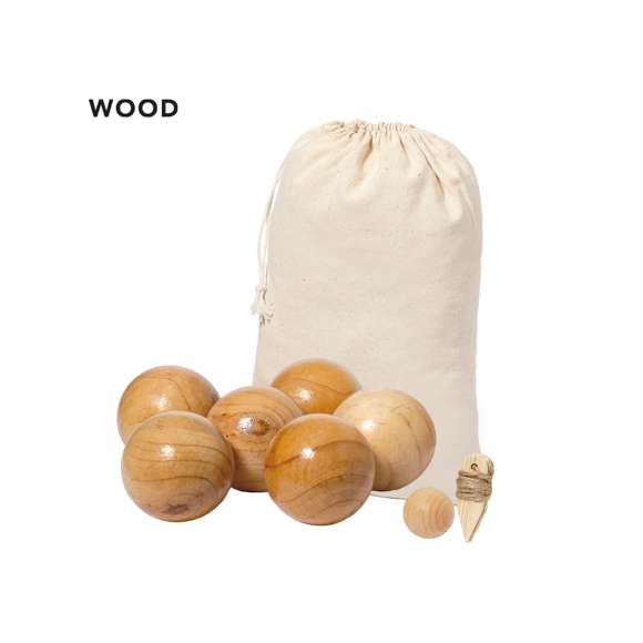 Juego de petanca fabricado en madera. De inspiración artesanal, incluye 6 bolas, un boliche y cuerda de medición. Presentado en una práctica funda de transporte fabricada en algodón de acabado natural y con cierre de cordón.