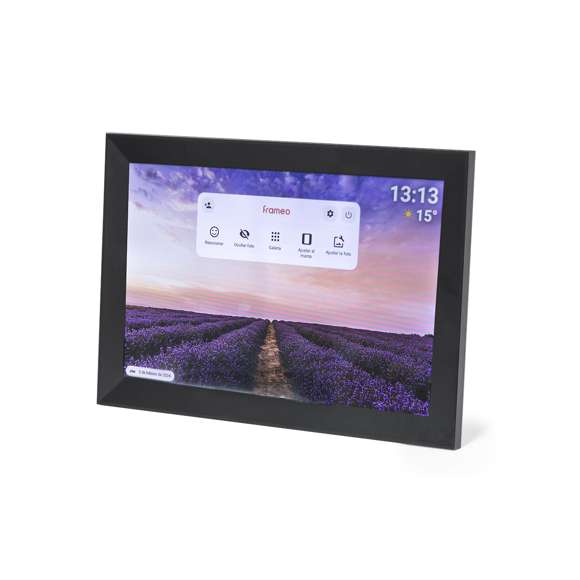 Marco de fotos digital de 10,1 pulgadas. Con pantalla táctil IPS de alta resolución de 1280x800 píxeles, conectividad WiFi, y equipado con funciones inteligentes como visualización del tiempo, alarma y reloj. Ademas incorpora un menú para explorar un mundo de posibilidades al ver videos, fotos y escuchar música, con opción de visualización en formato horizontal y vertical. Con soporte en la parte trasera y ranuras para colgar en la pared. Alimentación CA 220V-240V, con cargador incluido. Presentado en caja de diseño kraft y disponible manual de instrucciones en español e inglés.