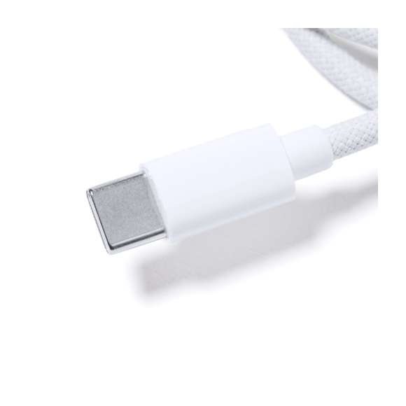 Cable cargador con conexión dual Tipo C. De 65W de potencia y apto para transferir datos. 100cm de longitud, con conectores de aluminio y presentado en atractivo estuche con una parte transparente y otra opaca. Con asa de transporte y presentado individualmente en bolsa reciclada.