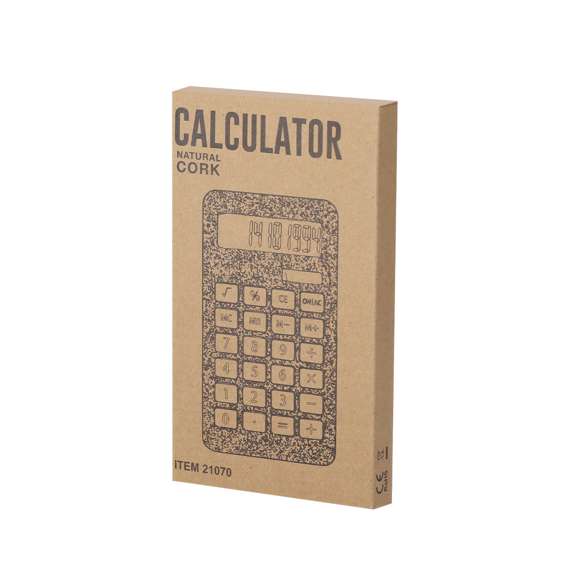 Calculadora de 10 dígitos fabricada corcho. Con mecanismo de apagado automático y suaves teclas. Funciona con energía solar, con alimentación auxiliar mediante 1 pila de botón (incluida). Presentada en atractiva caja de diseño kraft, con manual de instrucciones disponible en español e inglés.Elaborada con elementos vegetales para así fomentar la utilización de materias primas naturales y reducir las emisiones contaminantes.