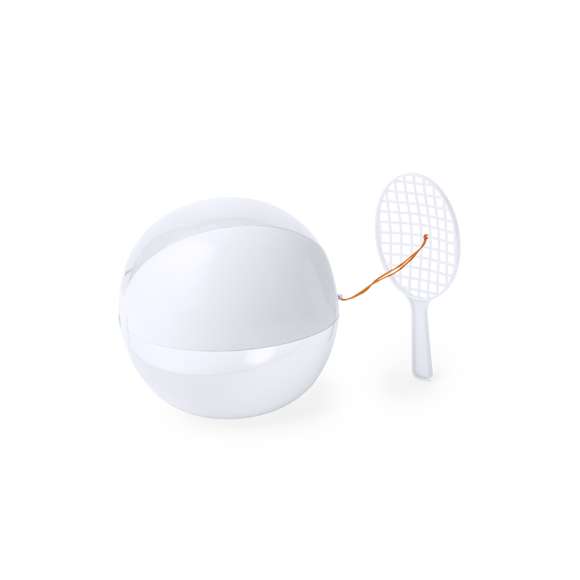 Divertido set de raqueta y balón con válvula de inflado en combinación de blanco y translúcido, unidos por un elástico. Presentado cada set en bolsa reciclada.