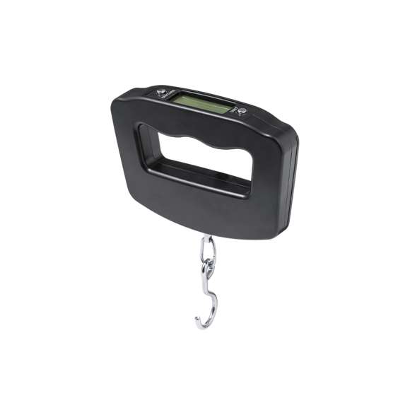 Báscula digital de mano portátil. De diseño ergonómico para adaptarse a la mano y facilitar la visualización de su pantalla LCD. Con botón ON/OFF, función TARA, y varias unidades de medida: gramos (g), kilogramos (kg), libras (lb) y onzas (oz). Con gancho metálico para facilitar el pesaje de diversos objetos y un peso máximo de 50kg. Incluye instrucciones en español e inglés y está alimentada por 2 pilas AAA (no incluidas). Presentada individualmente en caja de diseño kraft.