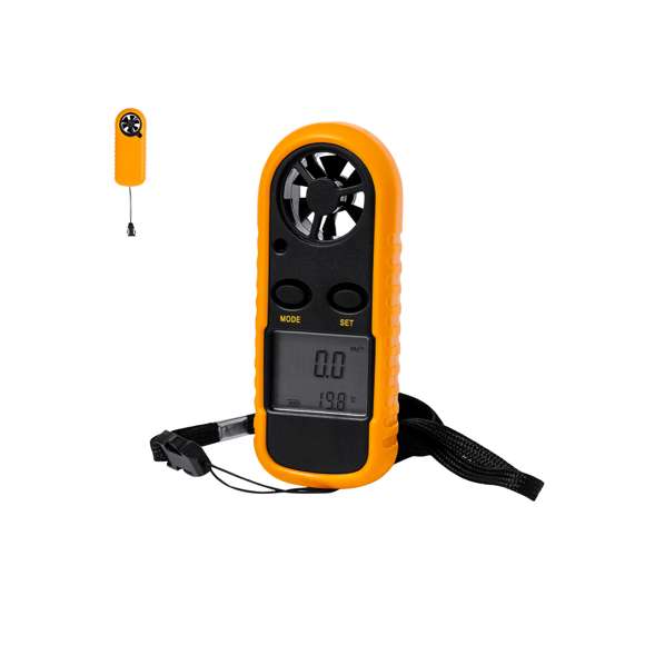 Anemómetro fabricado en resistente ABS. Con pantalla LCD retroiluminada de gran tamaño, que muestra la velocidad del viento, la temperatura y el nivel de batería. Incorpora funciones de medición de velocidad actual del aire, velocidad máxima y promedio. Disponibles multitud de unidades de medida, entre las que destacan la escala de intensidad de Beaufort y la velocidad del aire en distintos formatos (m/s; km/h; ft/min; nudos; mph). Además, muestra la temperatura ambiente en ºC/ºF, la temperatura atmosférica y la sensación térmica. Con función de apagado automático tras unos minutos de inactividad y memoria que permite acceder a los registros almacenados en mediciones anteriores, aunque se haya apagado el dispositivo con anterioridad. Alimentado por pila de botón (incluida) y presentado en caja individual de acabado kraft.