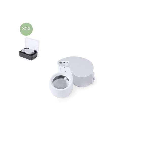 Lupa plegable doble con aumento 30x , fabricada en resistente metal. Con luces LED integradas y gran potencia de aumento para obtener una visión muy cercana de los detalles más pequeños y ampliación sin distorsión. Ideal para inspeccionar objetos de tamaño reducido, textos, etc. Además, tiene un accesorio para colgar, y viene dentro de un estuche con interior acolchado para una mayor protección. Alimentación a pilas (de botón incluidas), con llave especial para reemplazarlas cuando se agoten. Presentada en caja de cartón negra.