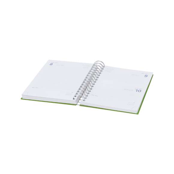 Agenda de anillas tamaño A5, acabada en resistente y suave PU. Con cubiertas rígidas. Incluye caja kraft de presentación.Diseño página día y páginas con esquina troquelada para marcar el día. En 2 idiomas: castellano e inglés.