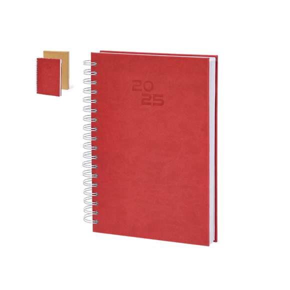 Agenda de anillas tamaño B5, acabada en resistente y suave PU. Con cubiertas rígidas. Incluye caja kraft de presentación.Diseño página día y páginas con esquina troquelada para marcar el día. En 2 idiomas: castellano e inglés.