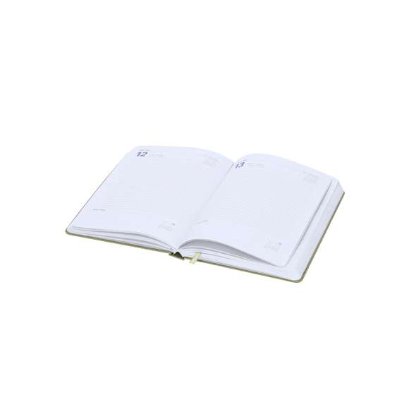 Agenda de tamaño A5 en Cartón Reciclado. Con cubiertas rígidas y elástico de cierre a juego. Incluye caja kraft de presentación. Con distintitivo ECO.Diseño página día, zona de anotaciones y marcapáginas de tela. En 2 idiomas: castellano e inglés. El Cartón Reciclado proviene del reaprovechamiento de excedente de fabricaciones y reciclaje de papel en el final de su vida útil, convirtiéndose en un lienzo ecológico y sostenible.