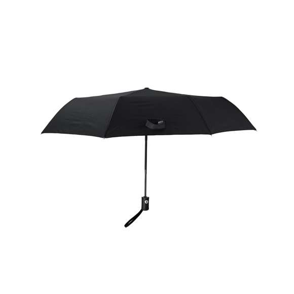 Paraguas plegable de 98 cm de diámetro en material pongee 190T RPET de 8 paneles. Con apertura y cierre automáticos, sistema antiviento y varillas en fibra de vidrio. Mango de suave tacto goma, funda de transporte y cinta a juego. Con etiqueta RPET.El material RPET se elabora a partir de plástico reciclado, para así fomentar la reutilización de residuos plásticos y ayudar a la sostenibilidad del planeta.