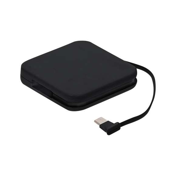 Batería auxiliar externa fabricada en resistente ABS. Con Cable de conexión Tipo C integrado. 1200 mAh. Conexión de entrada Tipo C.Las capacidades mostradas en todas nuestras baterías auxiliares externas son reales, incorporando todas ellas baterías de grado A y no recicladas, con una vida útil de al menos 500 ciclos de carga y según normativa CE. Además, están fabricadas conforme a los estándares RoHS y en cumplimiento con los siguientes requisitos de seguridad:Sistema de protección contra sobrecarga del power bank. Sistema de protección contra descarga completa que proporciona una mayor durabilidad del power bank. Sistema de bloqueo para evitar cortocircuitos. Sistema de transferencia de carga constante, acorde con la capacidad del dispositivo de destino.