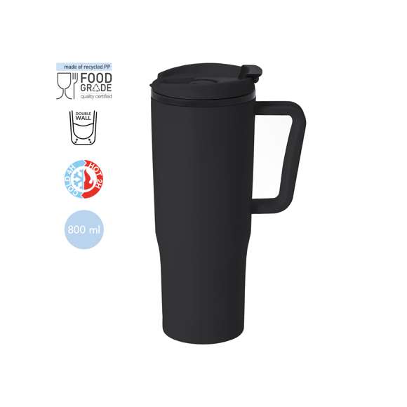 Taza térmica fabricada en resistente PP Reciclado de doble pared y 800 ml de capacidad. Tapa con dosificador de fácil apertura, que incluye un orificio para pajita. Libre de BPA. Con asa de agarre ergonómica. Con distintivo PP Reciclado.El PP Reciclado es un plástico reciclado y altamente reciclable, de gran resistencia y apto para multitud de aplicaciones. Con certificación Food Grade, garantizando la seguridad cuando los alimentos entran en contacto con el material usado para fabricar el producto.Con certificación Food Grade, garantizando la seguridad cuando los alimentos entran en contacto con el material usado para fabricar el producto.