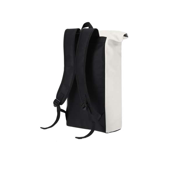 Mochila de suave PU. Con bolsillo principal y sistema de cierre de hebilla. Interior de gran capacidad con compartimento acolchado para portátiles de hasta 15 pulgadas. Espalda acolchada. Cintas ajustables y acolchadas.