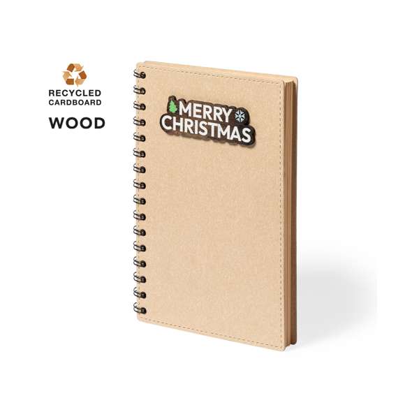 Libreta de anillas de línea nature y diseño navideño, con tapas rígidas de cartón reciclado. Incluye 80 hojas con disposición a una raya y diseño eco.