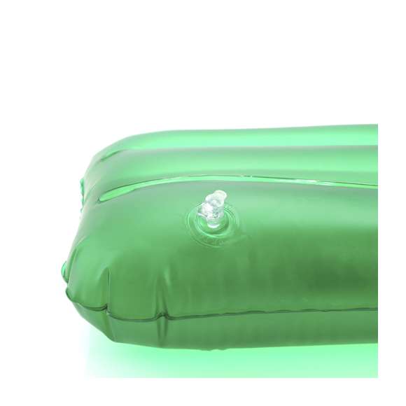 Almohadilla inflable en resistente PVC y variada gama de vivos colores.