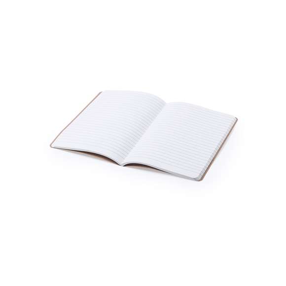 Original libreta con tapas de cartón reciclado y acabado cosido a juego en el lomo. Incluye 60 hojas con disposición a una raya.