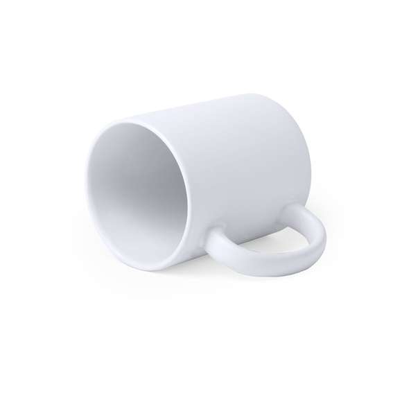 Taza de cerámica de 350ml de capacidad de acabado mate y especialmente diseñada para marcaje en sublimación. Presentada en caja individual.Disponible manual de instrucciones en español e inglés.