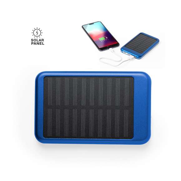 Batería auxiliar externa de recarga solar y de gran capacidad de carga -4.000 mAh-. En resistente aluminio, con salida USB y cable micro USB incluido. Disponible en variada gama de colores. Las capacidades mostradas en todas nuestras baterías auxiliares externas son reales, incorporando todas ellas baterías de grado A y no recicladas, con una vida útil de al menos 500 ciclos de carga y según normativa CE. Además, están fabricadas conforme a los estándares RoHS y en cumplimiento con los siguientes requisitos de seguridad: Sistema de protección contra sobrecarga del power bank. Sistema de protección contra descarga completa que proporciona una mayor durabilidad del power bank. Sistema de bloqueo para evitar cortocircuitos. Sistema de transferencia de carga constante, acorde con la capacidad del dispositivo de destino.