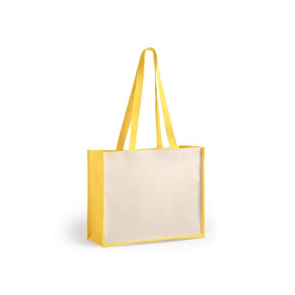 Bolsa de línea nature, en combinación de materiales yute laminado y algodón laminado. Tamaño 39 x 31,5 + 16 cm, de acabado cosido y con asas largas reforzadas de 76 cm. Resistencia de hasta 12 kg de peso.