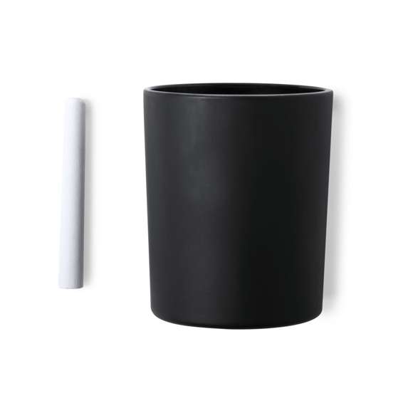 Vela aromática de fragancia vainilla presentada en original tarro pizarra para decorar. Tiza incluida y presentada en caja individual eco.
