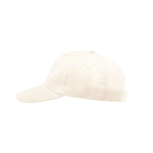 Gorra de línea nature. 5 paneles en algodón orgánico de suave acabado crudo. Con cierre ajustable de velcro y orificios de ventilación bordados, con distintivo en etiqueta.
