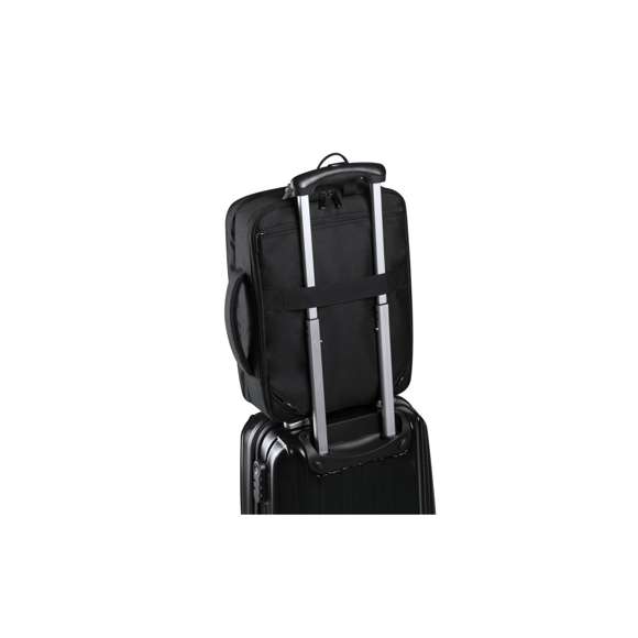 Mochila portadocumentos en combinación de resistente poliéster 300D con detalles en polipiel. De diseño urbano, compartimento principal con cierre de cremallera de doble tirador y bolsillo acolchado para portátil de hasta 15 pulgadas. Con cintas de hombros y espalda acolchadas, de ajuste regulable. Con accesorio para ajuste en trolley y bolsillo para ocultar las cintas de la espalda cuando se usa como portadocumentos.