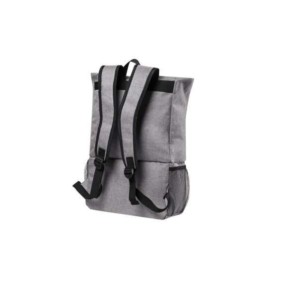 Mochila multiusos en resistente poliéster 600D de acabado denim. De diseño urbano, incluye compartimento isotérmico independiente con cobertura de PEVA para fiambrera. Compartimento principal con cierre de seguridad de hebilla y bolsillos laterales de redecilla. Con cintas de hombros acolchadas, de ajuste regulable.