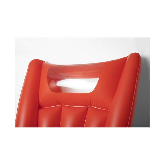 Colchoneta inflable con ventana. En tamaño XL de 180cm y en resistente PVC. Presentada con plegado especial para fácil impresión y disponible en variada gama de colores veraniegos.