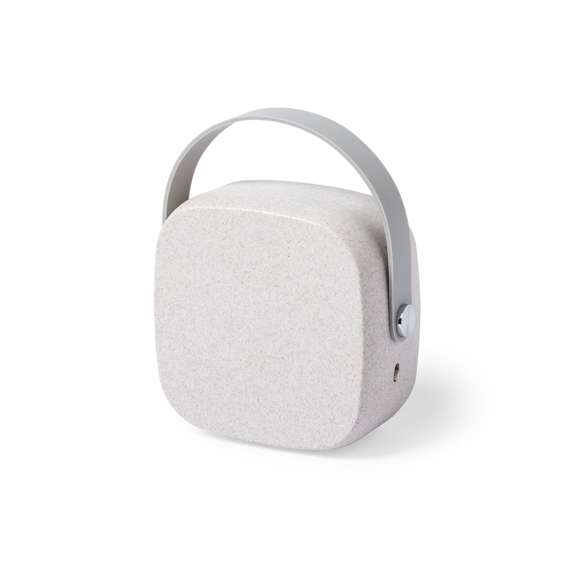  	Altavoz Bluetooth en combinación de piezas de bambú de corte nature y carcasa en caña de trigo, para así fomentar la utilización de materias primas naturales y reducir las emisiones contaminantes. 	 	De tamaño compacto y con práctica asa de transporte en suave silicona, se convierte en un complemento perfecto para el smartphone. Conexión Bluetooth® 5.0 y 3W de potencia, con entrada de línea jack 3,5mm (cable incluido). Compatible con iOS y Android, incluye cable de carga micro USB y viene presentado en atractiva caja de diseño. Disponible manual de instrucciones español e inglés.