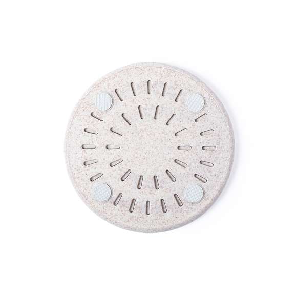 Cargador inalámbrico de diseño circular fabricado en caña de trigo, para así fomentar la utilización de materias primas naturales y reducir las emisiones contaminantes.  Con función carga rápida de 10W e indicador led. Cable de carga micro USB incluido y compatible con dispositivos equipados con tecnología de carga inalámbrica. Protección de seguridad para evitar sobrecalentamiento, sobrecarga y cortocircuito. Presentado en atractiva caja de diseño nature.