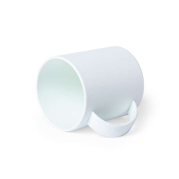 Taza de línea nature en PLA 100% compostable. 350ml de capacidad, de acabado sólido y libre de BPA.  Producto fabricado con material PLA, procedente de materias primas renovables, con importantes propiedades como la versatilidad y la resistencia, destacando entre todas ellas la de compostabilidad.