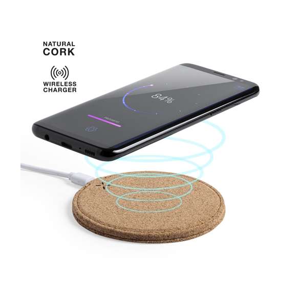 Cargador inalámbrico de línea nature y diseño circular fabricado en corcho natural, cuyos procesos de extracción tienen un mínimo impacto sobre el medio ambiente, destacando además por ser uno de los materiales orgánicos con más durabilidad y resistencia..  Indicador led, cable de carga micro USB incluido y compatible con dispositivos equipados con tecnología de carga inalámbrica. Protección de seguridad para evitar sobrecalentamiento, sobrecarga y cortocircuito. Presentado en atractiva caja de diseño nature.