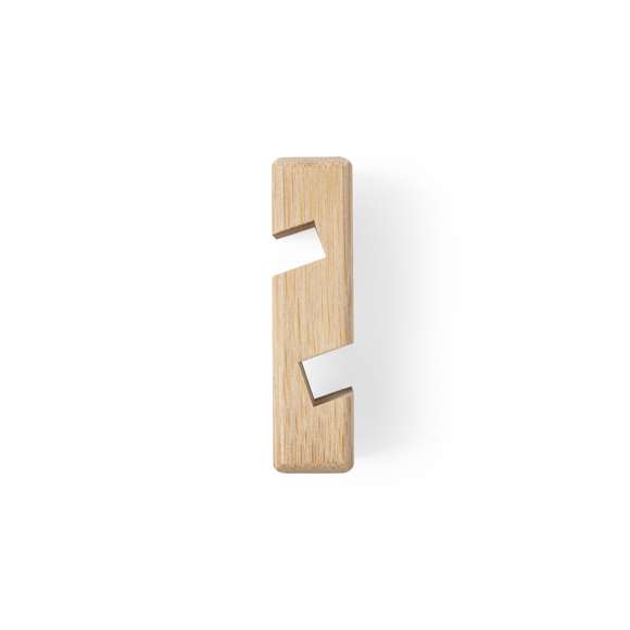 Soporte de línea nature para dispositivos móviles (smartphones y tablets). Fabricado en resistente bambú de acabado lacado, con ranura/soporte en ambas caras.