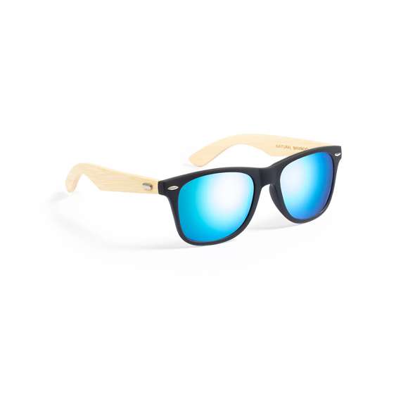  	Gafas de sol de línea nature con protección UV400. Montura negra en resistente material PC y patillas en bambú. Lentes AC (acetato de celulosa) de acabado espejo, disponibles en variada gama de colores. Presentada en atractiva caja de diseño eco.