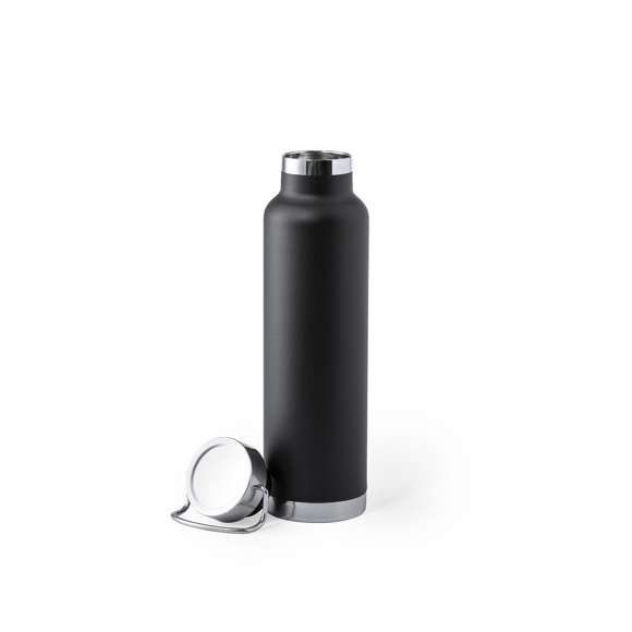 Bidón térmico de acero inox, con doble capa y aislamiento de cobre al vacío. El mismo le permite mantener el calor y el frio durante un tiempo más prolongado, llegando a las 12 y 48 horas respectivamente. De 650ml de capacidad, y disponible en variada gama de colores metalizados. Presentado en atractiva caja de diseño.