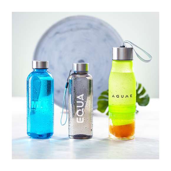 Bidón de 600ml de capacidad. Libre de BPA, con cuerpo fabricado en tritán transparente y de alta resistencia al calor. Tapón a rosca en acero inox. Disponible en variada gama de colores.