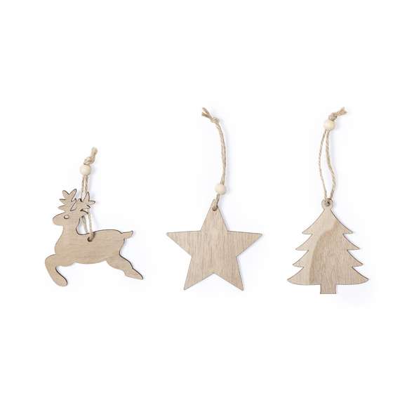 Set de 3 figuras navideñas de línea nature para colgar, fabricadas en madera de tacto suave. Cordón en yute con bolita para ajuste. Incluye reno, estrella y árbol de navidad. Presentado en bolsa individual con cartón interior en color natural.