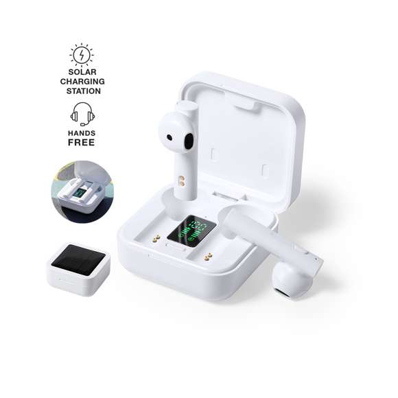 Auriculares intraurales en elegante acabado blanco y conexión Bluetooth® 5.0. Con panel de carga solar integrado en la tapa y pantalla LCD interior con indicador de estado de carga. De diseño ergonómico, incluyen botón de control integrado en el auricular, con base a juego. Función manos libres y recargables con energía solar o mediante cable micro USB -incluido-. Presentados en estuche individual premium con apertura de bisagra y en atractiva caja de diseño, con manual de instrucciones en español e inglés.