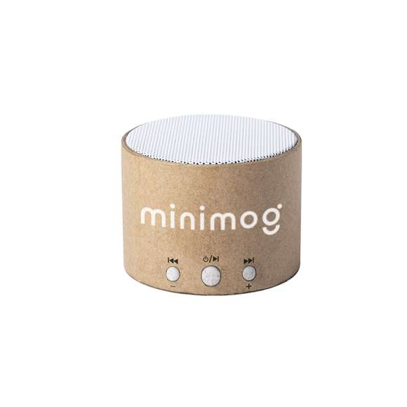 Compacto altavoz de línea nature y conexión Bluetooth® 5.0. Frabricado en cartón reciclado, contribuyendo a la conservación de los bosques y reduciendo considerablemente la huella de carbono, con botones de control en caña de trigo. Ofrece 3W de potencia, compatible con iOS y Android. Incluye cable de carga micro USB. Presentado en atractiva caja de diseño eco, con manual de instrucciones en español e inglés.