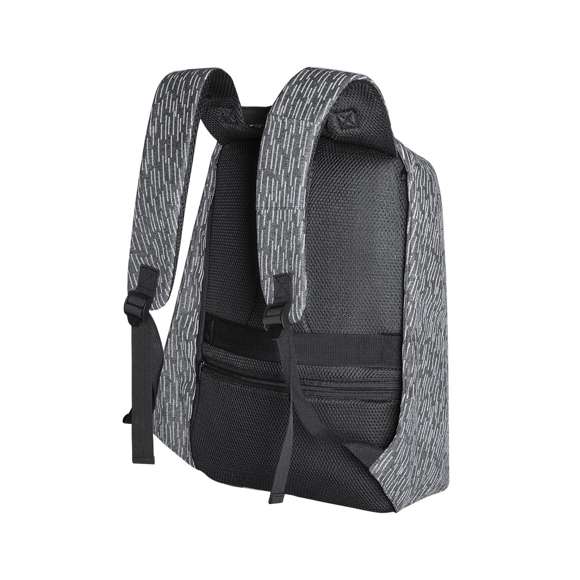 Mochila antirrobo reflectante de alta visibilidad, elaborada en resistente poliéster 600D de calidad premium y acabado en color gris. Fabricada empleando filamentos con gran capacidad para reflejar intensamente la luz, gracias a millones de pigmentos reflectantes y basándose en el principio de la retro-reflexión de la luz, una propiedad de visibilidad nocturna que consiste en la refracción de la luz hacia la fuente de origen de la misma. Resistente a salpicaduras de agua, con bolsillo antirrobo y accesorio para ajuste en trolley. Compartimentos interiores acolchados para ordenador portátil de hasta 15 pulgadas y tablets de hasta 12 pulgadas. Cintas de hombros y espalda acolchadas.