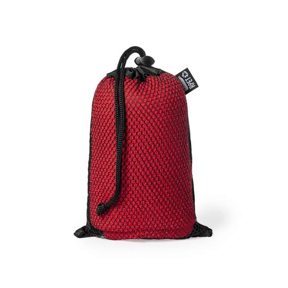  	Toalla absorbente de línea nature. Fabricada en RPET de 160g/m2, elaborado a partir de plástico reciclado para así fomentar la reutilización de residuos plásticos y contribuir a la sostenibilidad del planeta. Tamaño 50x100 cm, presentada en funda individual de redecilla RPET con parte trasera lisa y disponible en variada gama de colores. Con distintivo RPET en etiqueta.