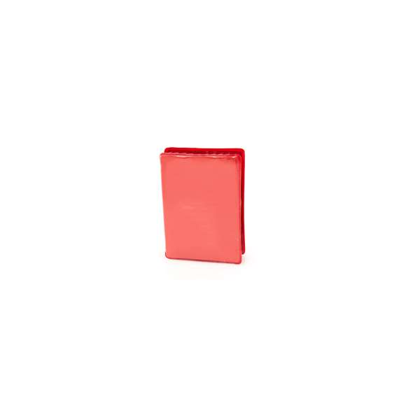  	Set de 14 piezas en estuche con resistente cuerpo acabado en brillantes colores e interior con compartimentos de seguridad. Contiene goma, sacapuntas, ceras y lápices de madera de cuerpo cilíndrico en variados colores.