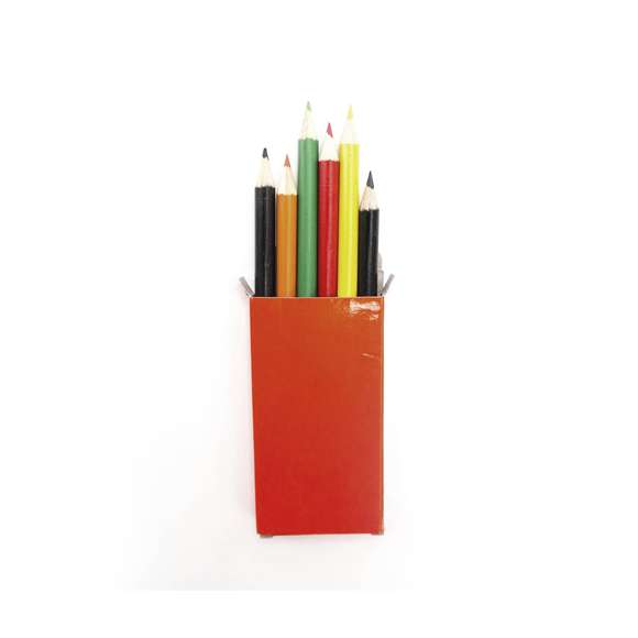  	Set de 6 lápices en caja de cartón con acabado brillante en vivos colores y ventana. Lápices de madera con cuerpo cilíndrico en variados colores brillantes y minas en divertidos colores.