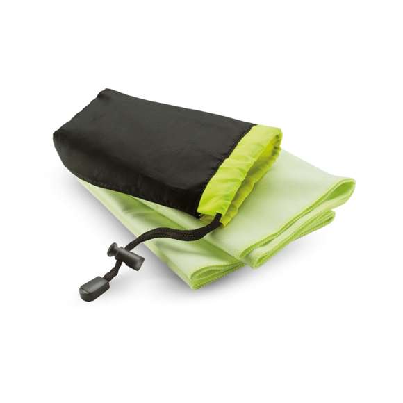 <p><span style="color: rgb(119,119,119);background-color: rgb(255,255,255);font-size: 13px;font-family: Open Sans", Arial, sans-serif;">Toalla de deporte en bolsa de nylon. Toalla 70% poliéster, 30% poliamida.</span>&nbsp;</p>