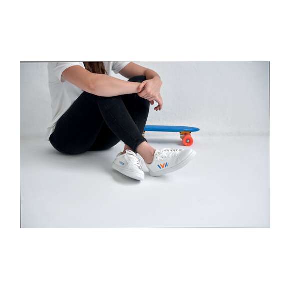 Zapatillas en PU 42