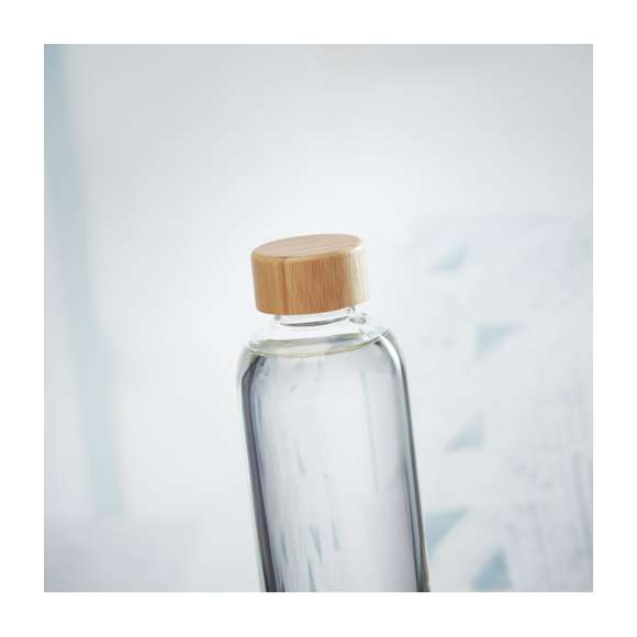 Botella 650 ml tapa de bambú